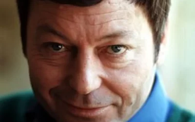 Biographie STFE : DeForest KELLEY