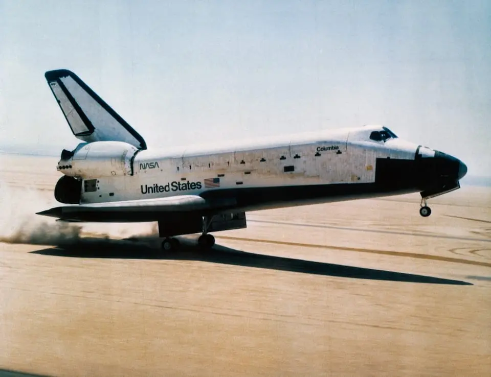 Columbia NASA 1975